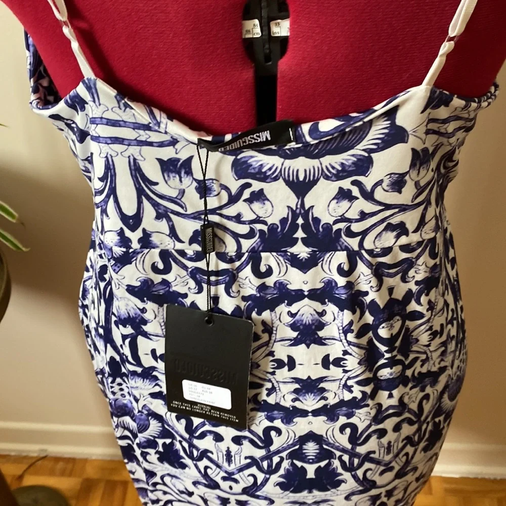 Missguided body con dress - Picture 4 of 4